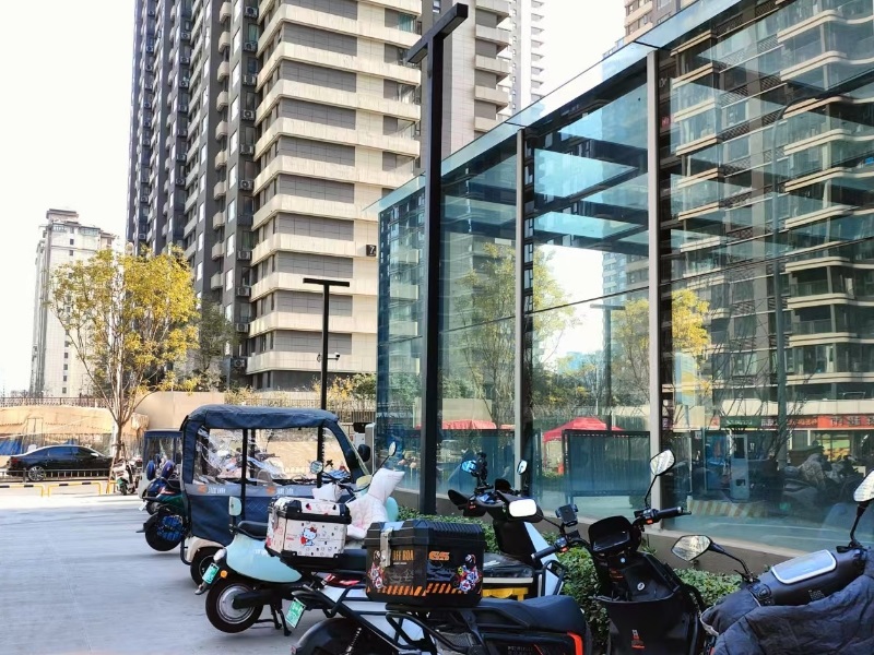 郑州五金机电城小区：物业收电费一块五，不适合租房住